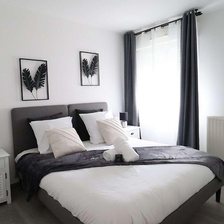 Apartmán Frenchy By Plaza Serris Exteriér fotografie
