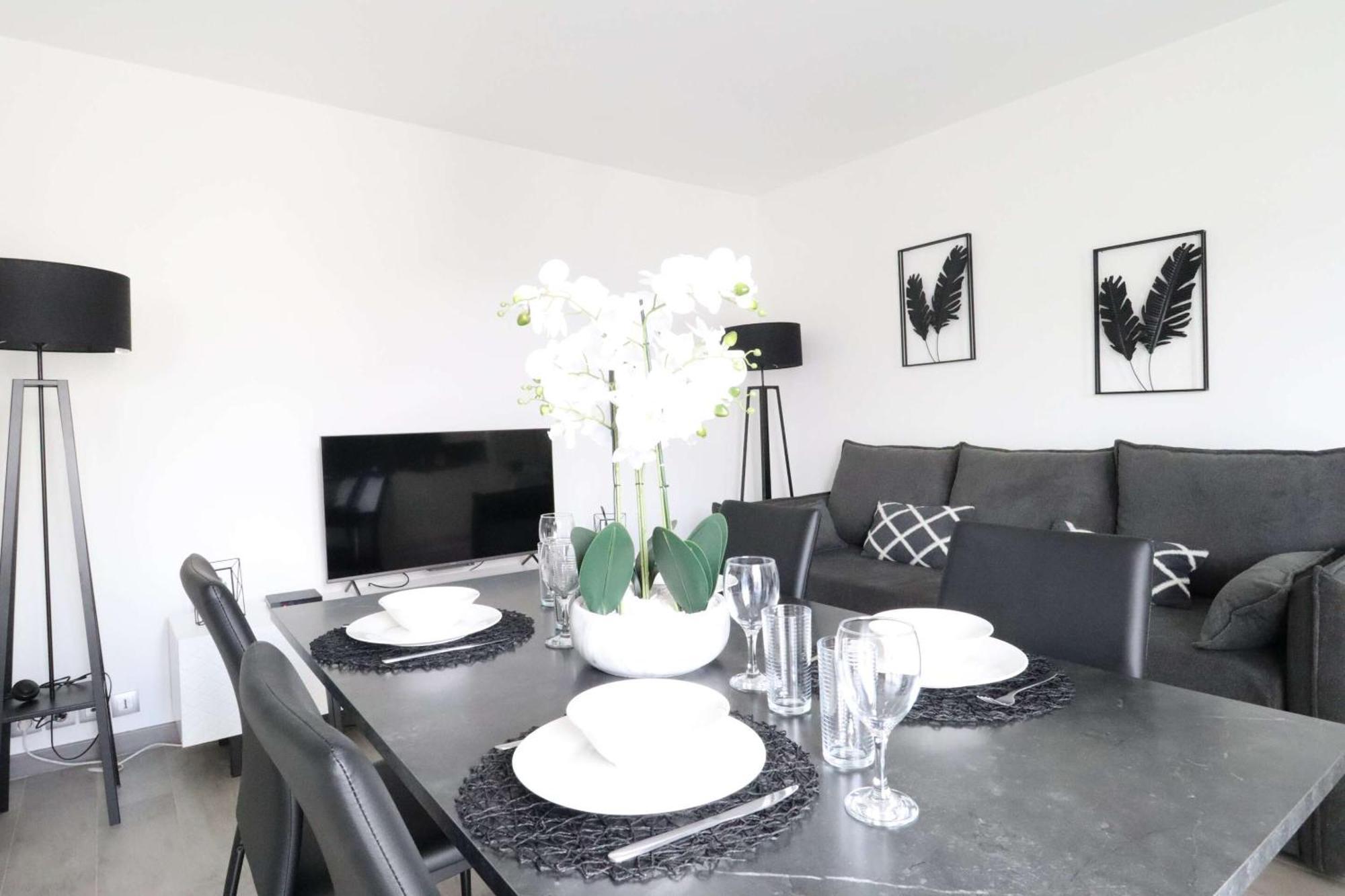 Apartmán Frenchy By Plaza Serris Exteriér fotografie
